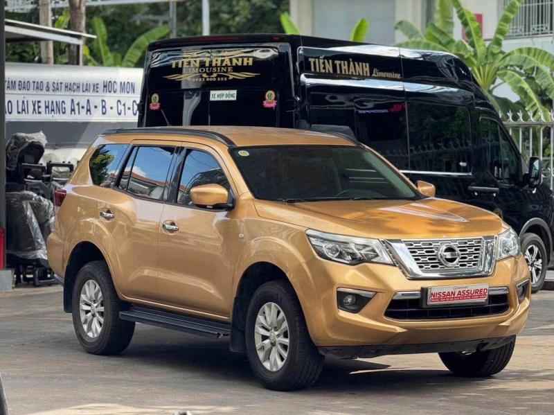 NISSAN TERRA S ( số sàn ,máy dầu).